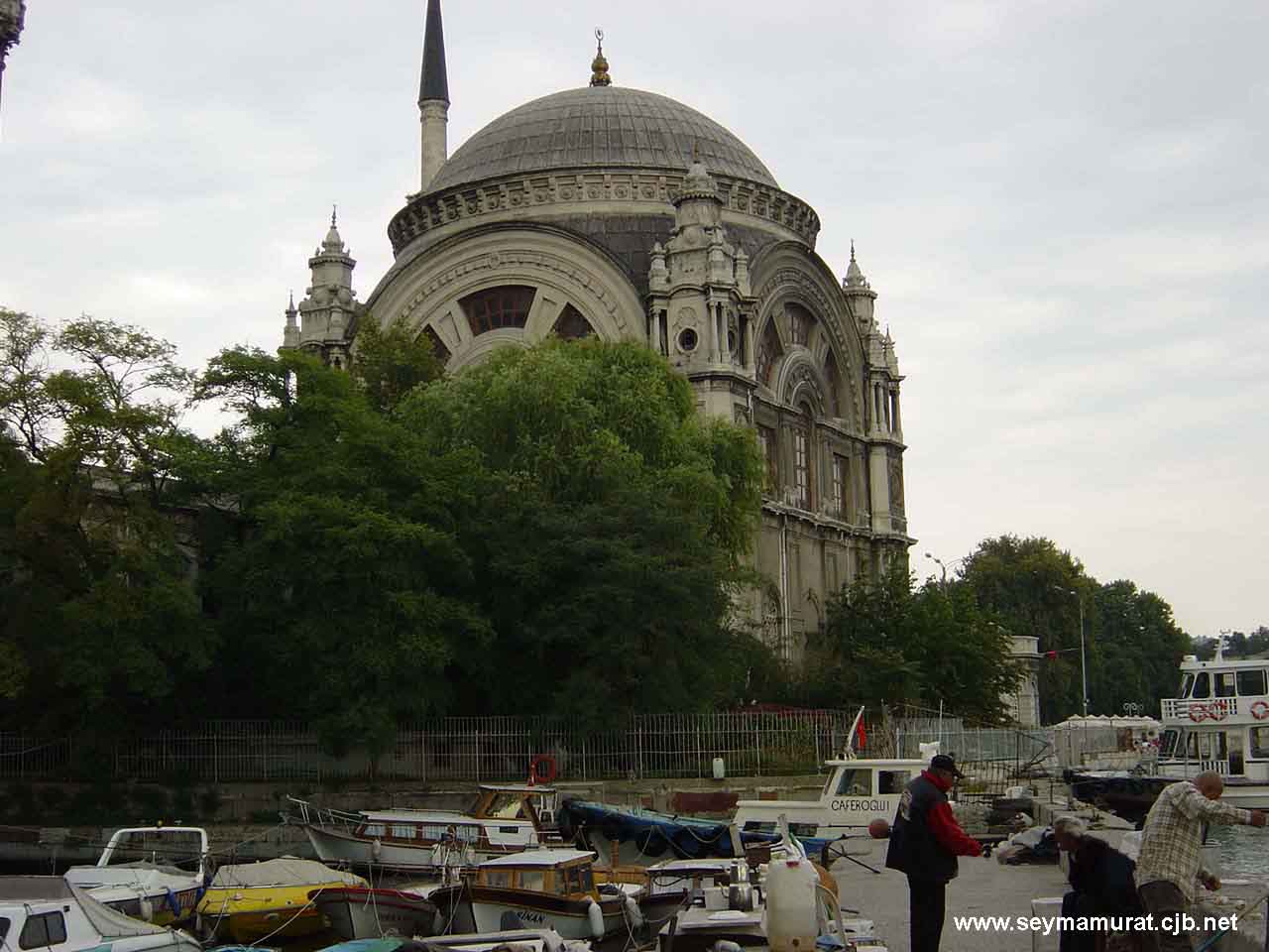 dolmabahcecamii.jpg